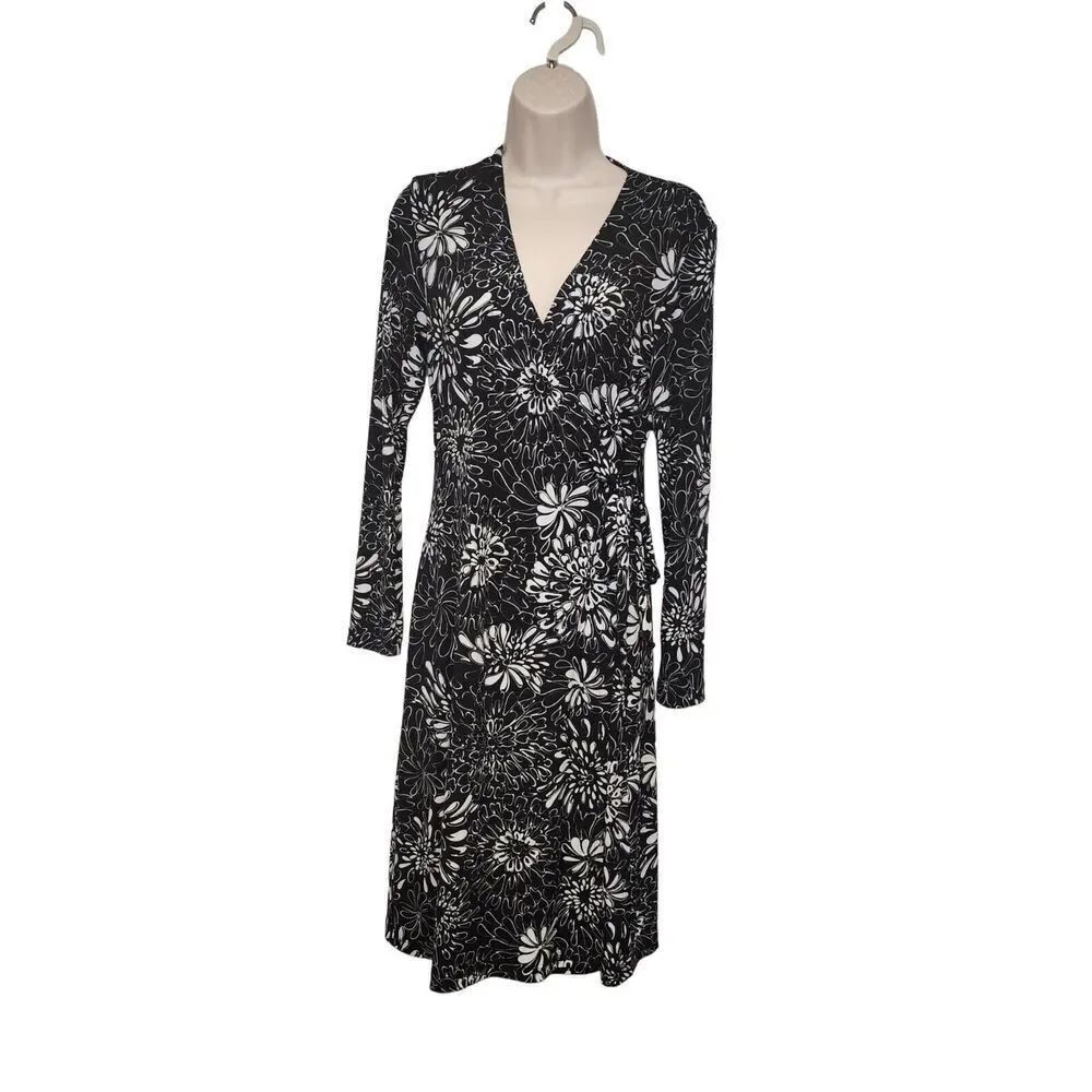 Chico's Floral Wrap Midi Dress Size 0/ US Small Black & White